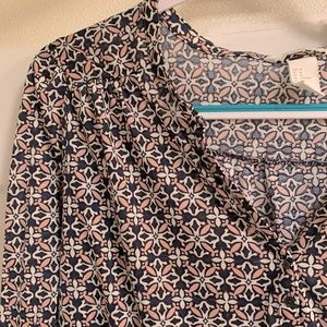 Navy and pink 3/4 length sleeve blouse